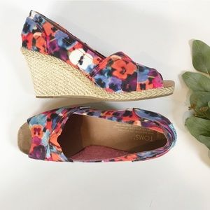 TOMS | Oahu espadrille wedge size 9